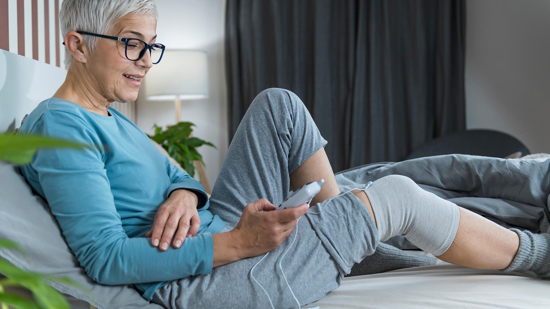How To Wear Compression Stockings